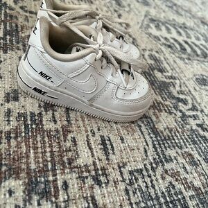 Nike Kids Shoes in White and Black